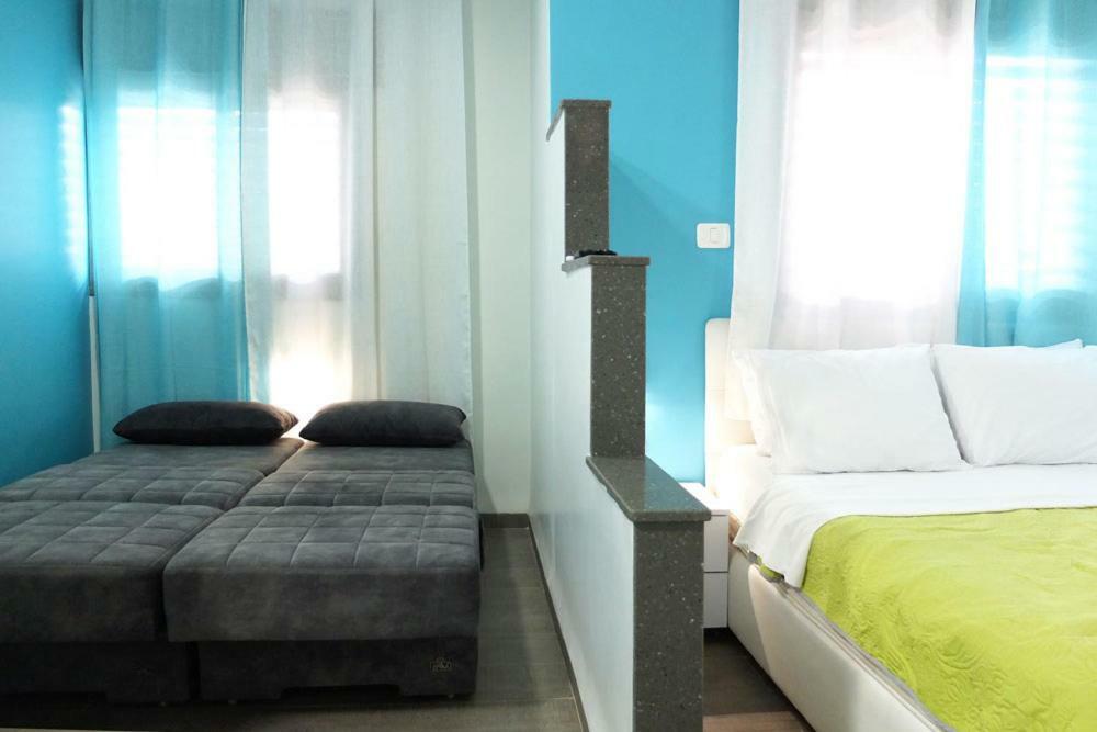 Blue Sky Hotel ไฮฟา ภายนอก รูปภาพ