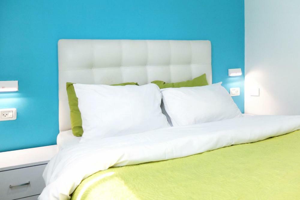 Blue Sky Hotel ไฮฟา ภายนอก รูปภาพ
